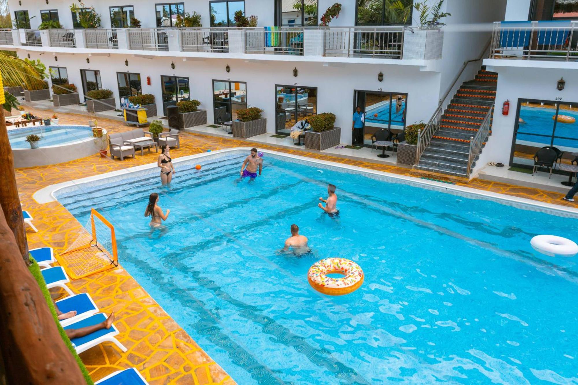 נונגווי Canary Hotel & Spa מראה חיצוני תמונה